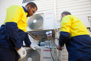 Student and trainer at one of Get Skilled Training's electrician courses